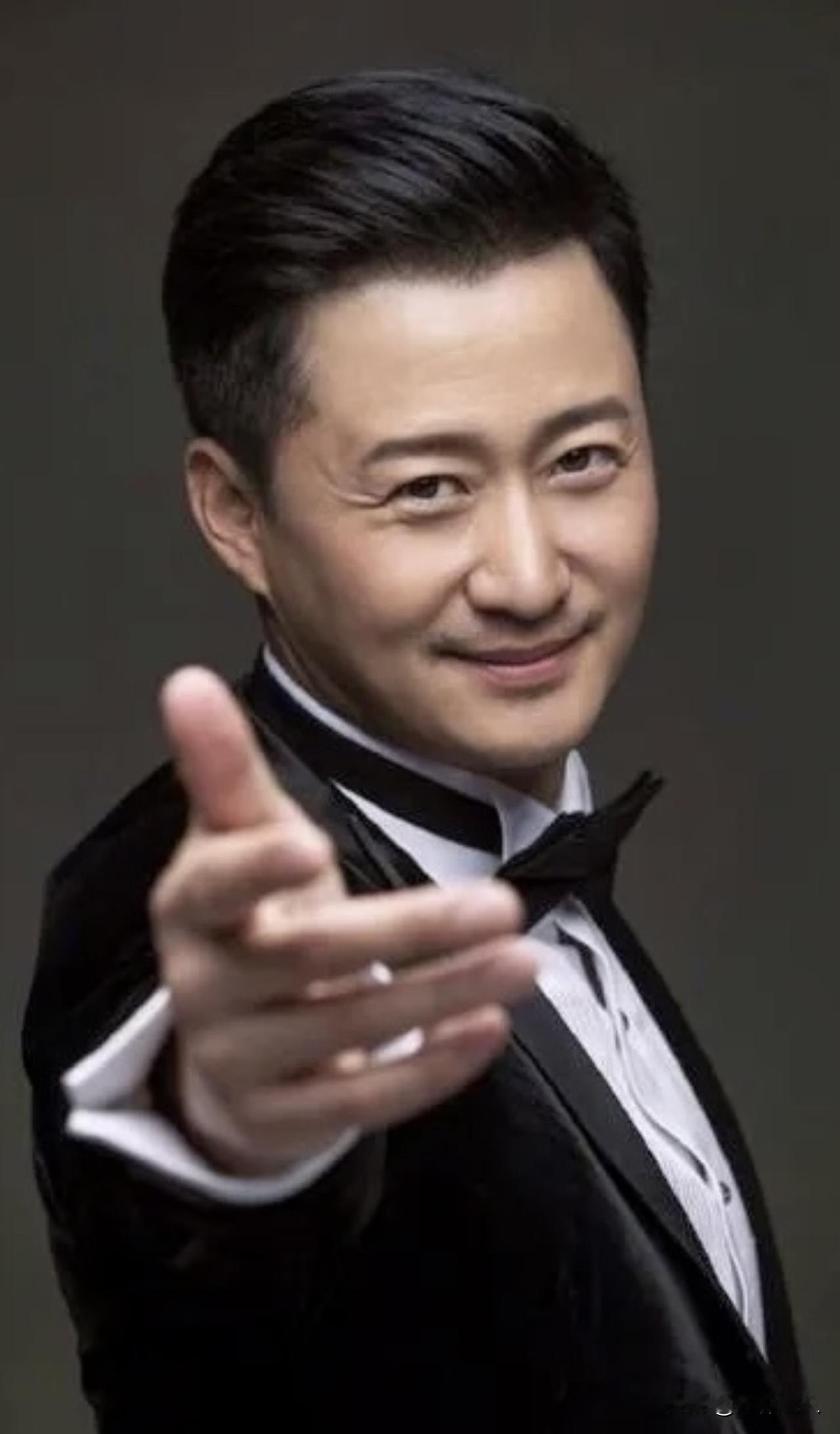 拍戏四个月：片酬七个亿！2026年的春节档还没开始，我就已经被这帮明星“抢钱”速