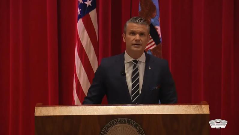 美国战争部部长“海排长”，再次建议欧洲应自行保卫自己。美国战争部负责人