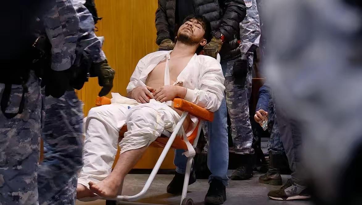 莫斯科购物中心恐怖袭击，造成145人死亡！现在，恐怖分子的律师在法院要求上诉，理