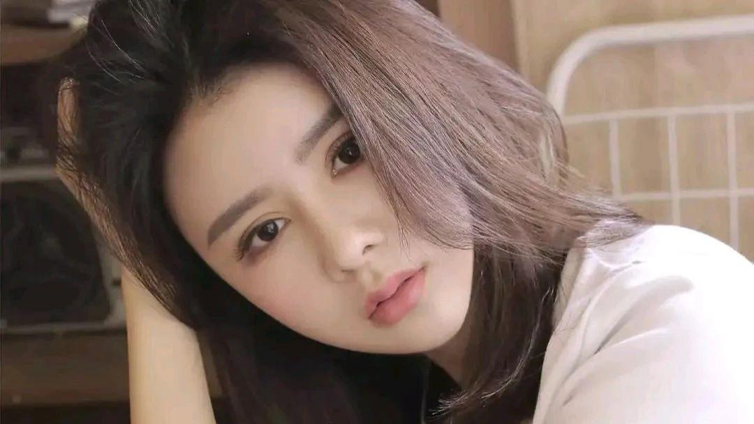 你是我生命中最美的意外,是我最深的眷恋,是我爱不够想不够的人