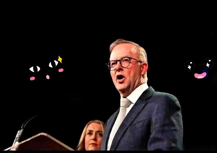 澳大利亚icon这手翻脸，比翻书还快。前脚刚喊着要收回达尔文港icon，后脚，