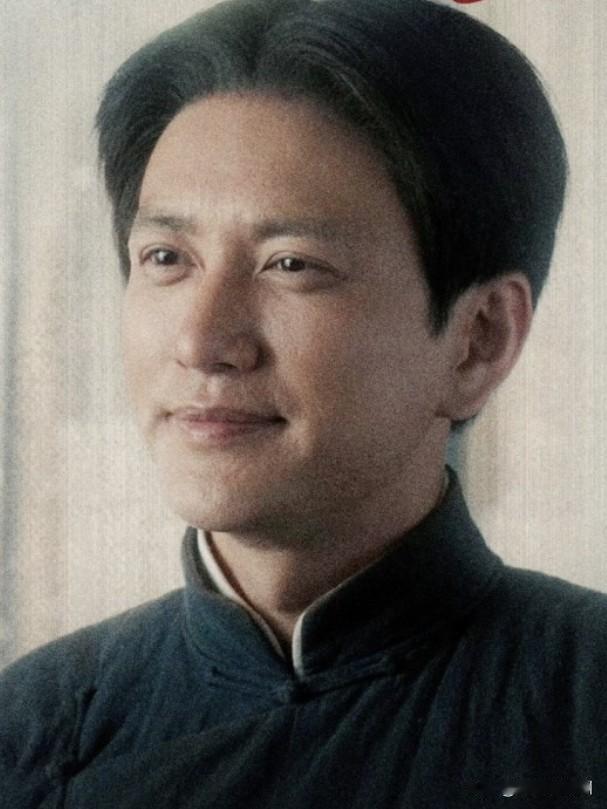 王仁君获“飞天影帝”，赵丽颖立马发文，评价这件事，只用了短短几个字……“