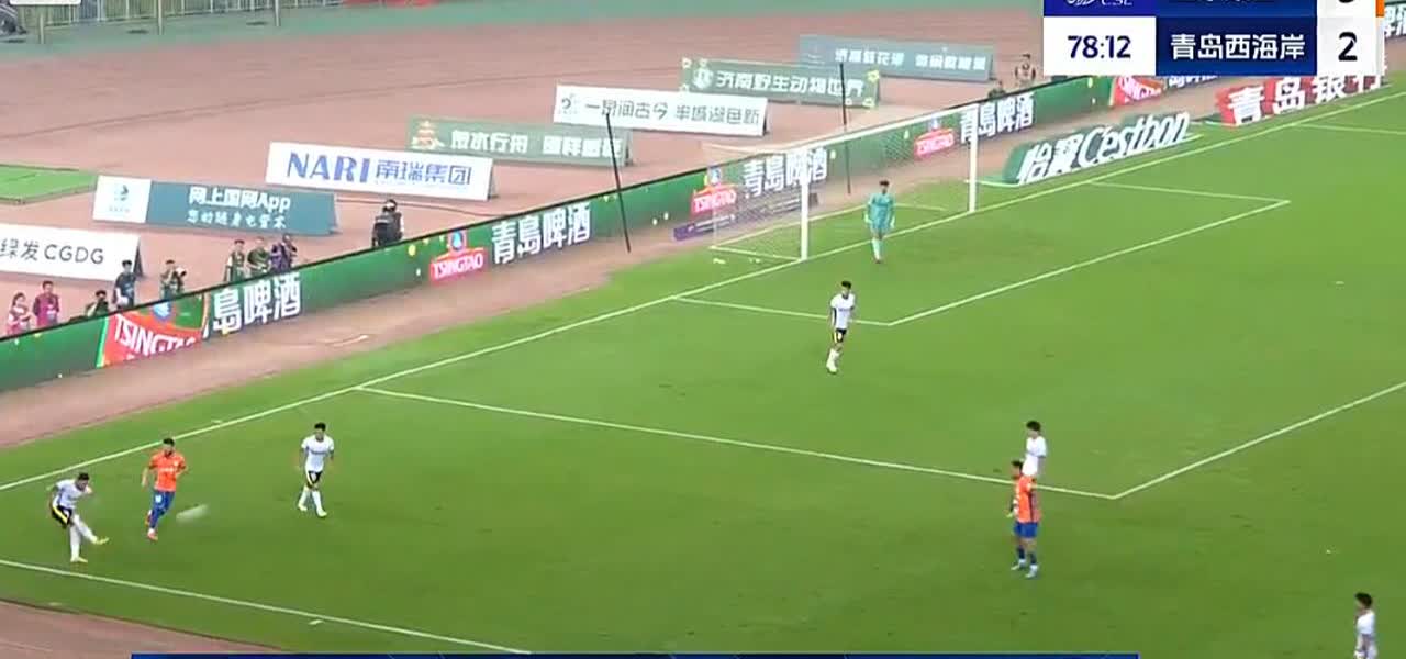 韩鹏的临阵调整现在是个大问题，面对强队会很麻烦！不明白为什么3：1领先青岛西