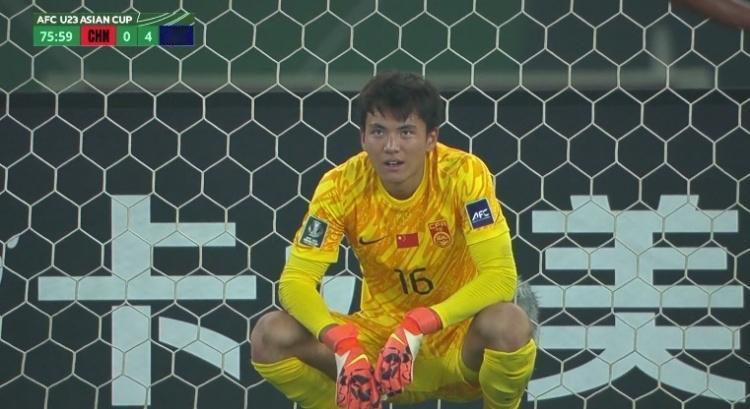 丢了4个球，却不能怪李昊！在决赛之前，李昊发挥出色，零封对手，一球未丢！但决