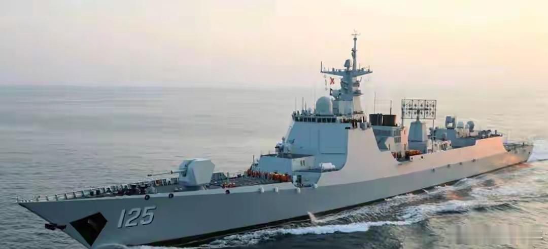 老舰逆袭!052D中期升级,战力紧跟055大驱近日,有网友关注到052D驱逐舰搭