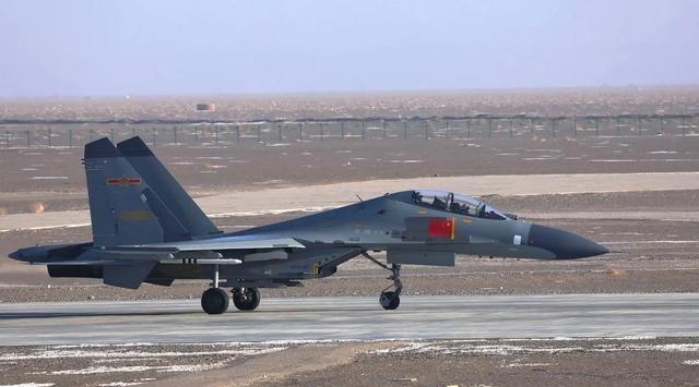 美国飞行员发现一个怪现象，每次他们抵近中国侦察，伴飞拦截他们的可不是歼20，也不