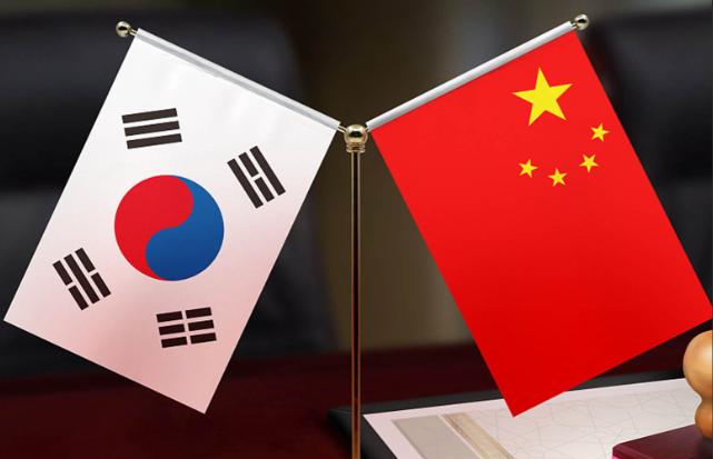 韩国以通敌罪抓了两名中国人。中韩关系可能面临一个考验。8月11日，韩联社报道