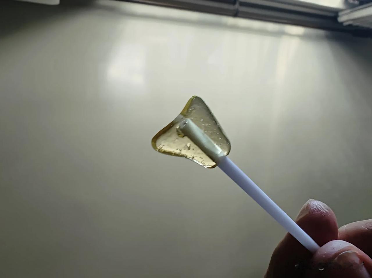 太震惊！月薪2万的同事竟偷偷过着这样的生活？一直以为他拿着高薪，生活肯定很潇