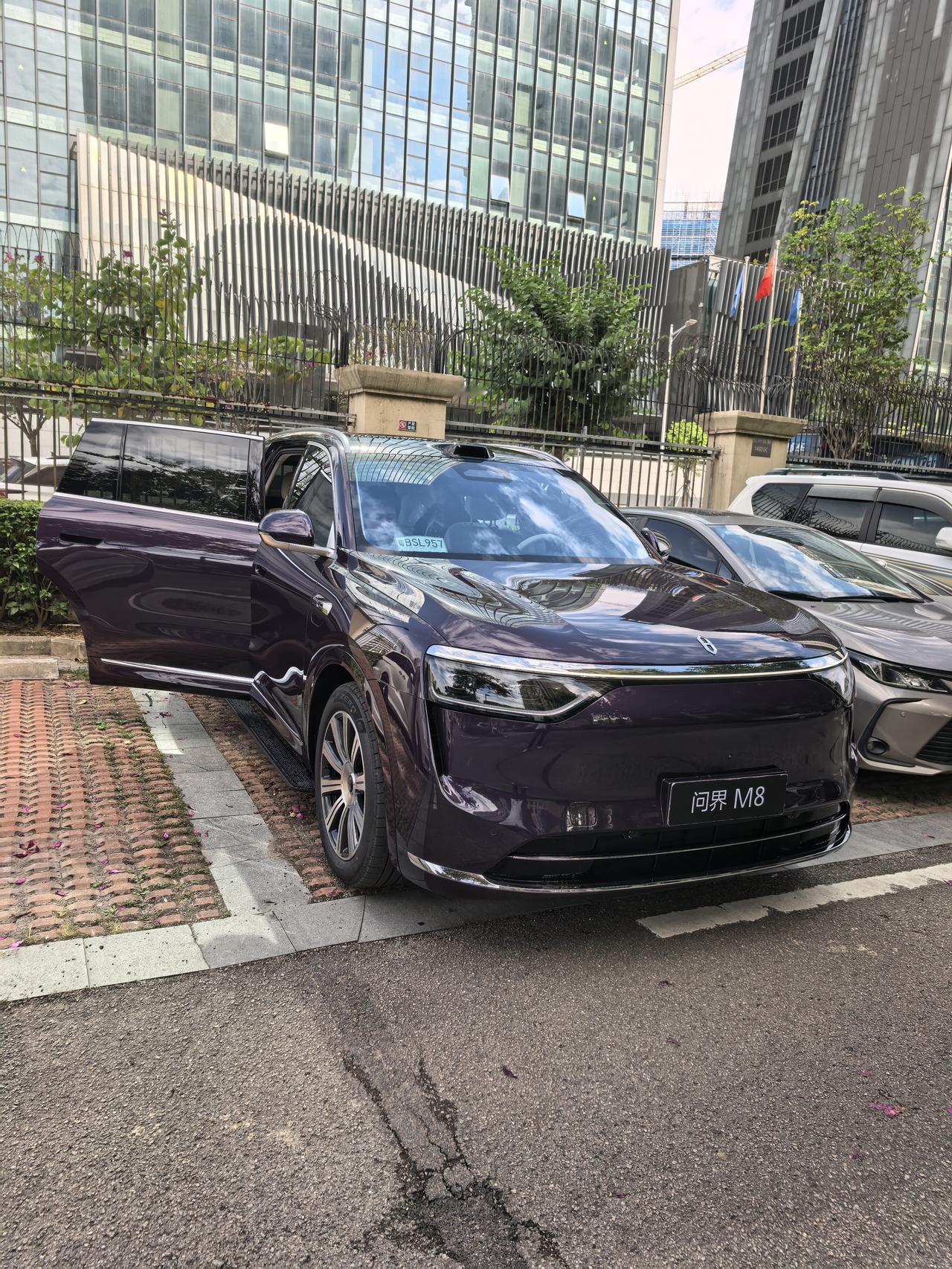 问界系列智驾电油两用车确实好。去年我们买了问界M7，已经开了一年多，没出任何乱子