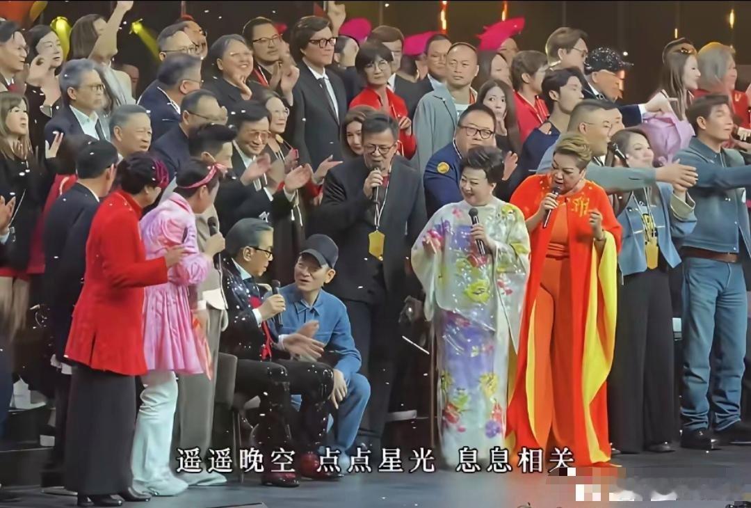 看了胡枫的演唱会，才明白刘德华为什么会红这么久。不是因为他身材样貌常年保持得好，