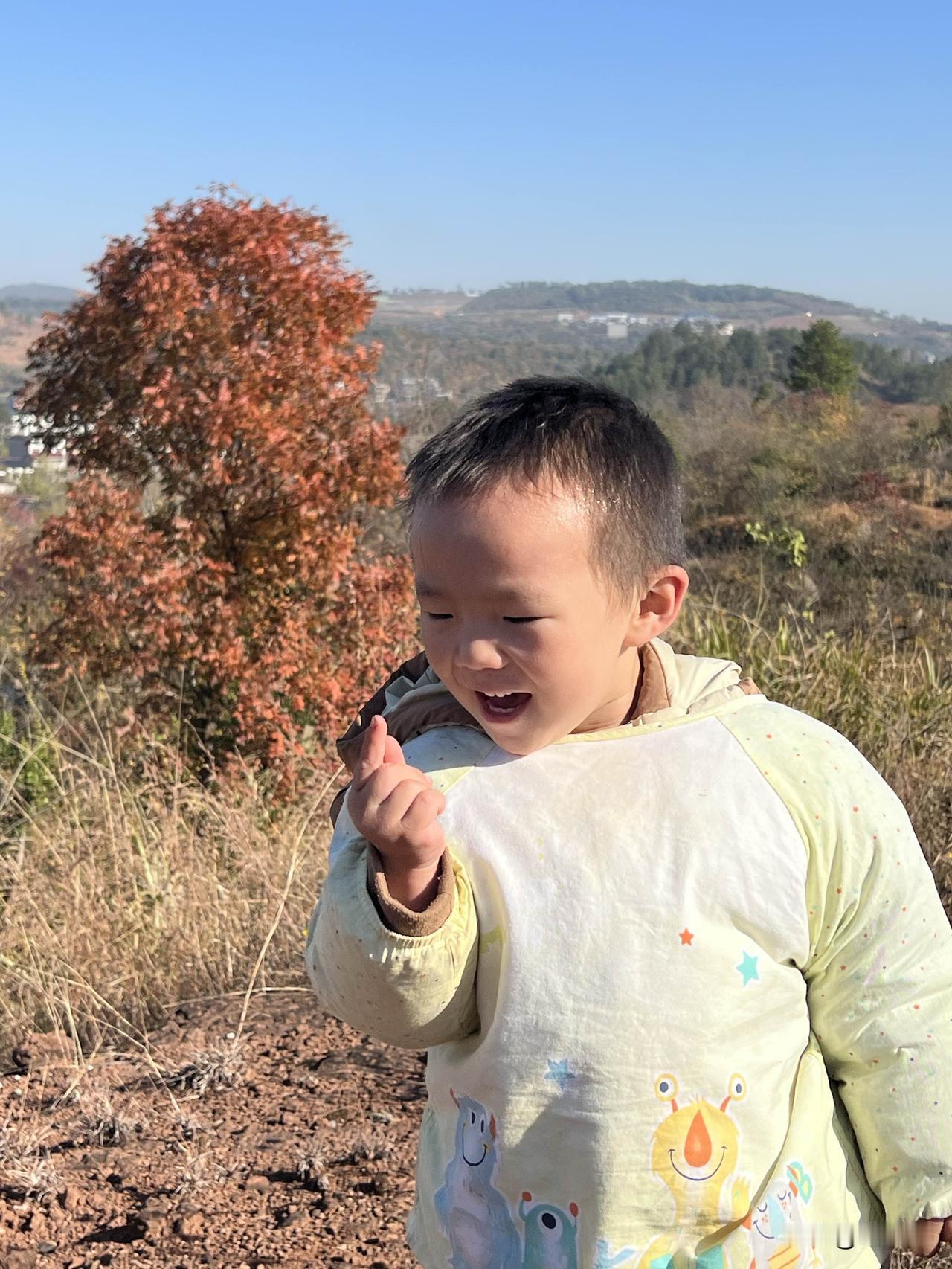 你家孩子是不是也这样！闹起来翻江倒海，忍无可忍一顿“竹条炒肉”，早上起来就