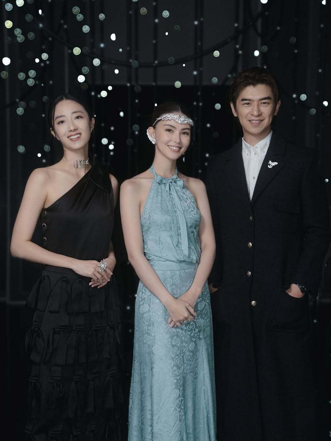 桂纶镁、陈柏霖、昆凌同框✨✨✨三人日前现身香奈儿《ReachForTheS