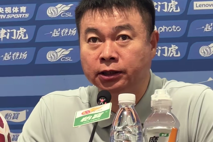 于根伟: 无论场上怎样的局面, 我们只求为天津拼命