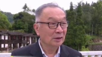 温铁军一语惊人：“我们为什么一定要走西方那条老路呢？把农民都赶进城，在城市搞低收