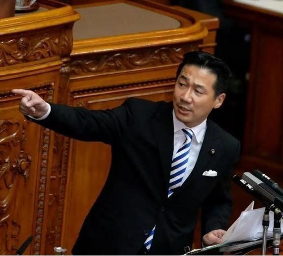 山本太郎在国会质问高市早苗：“就算不开战，只要两个月，从中国进不到零部件，损失就