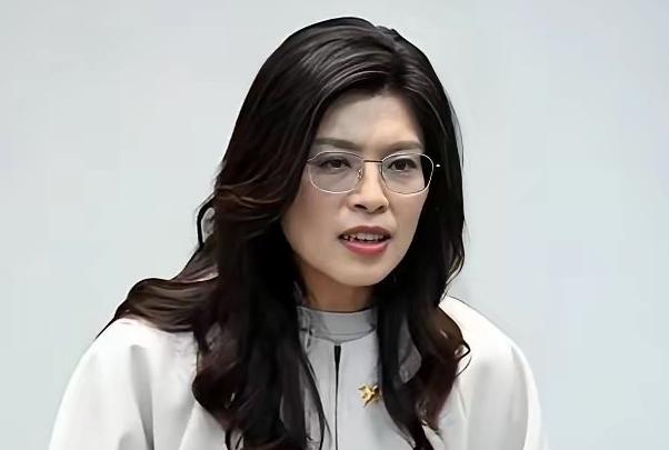 有人说了一个问题：假如郑丽文参访大陆回到台岛以后，赖清德把郑丽文抓起来了，大陆怎