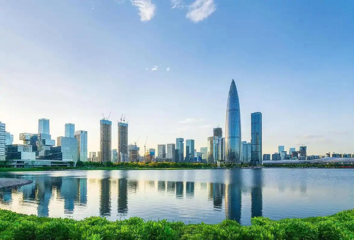 恭喜深圳[鼓掌]据2025年全年GDP数据统计显示，深圳市南山区GDP已超万亿