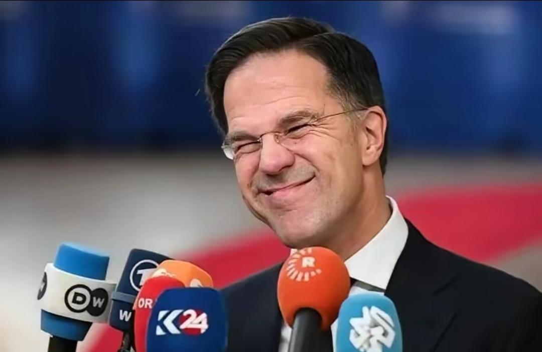 这个反华政客栽了跟头！最近，北约秘书长吕特在讲话时污蔑中国是一个潜在的、巨大的