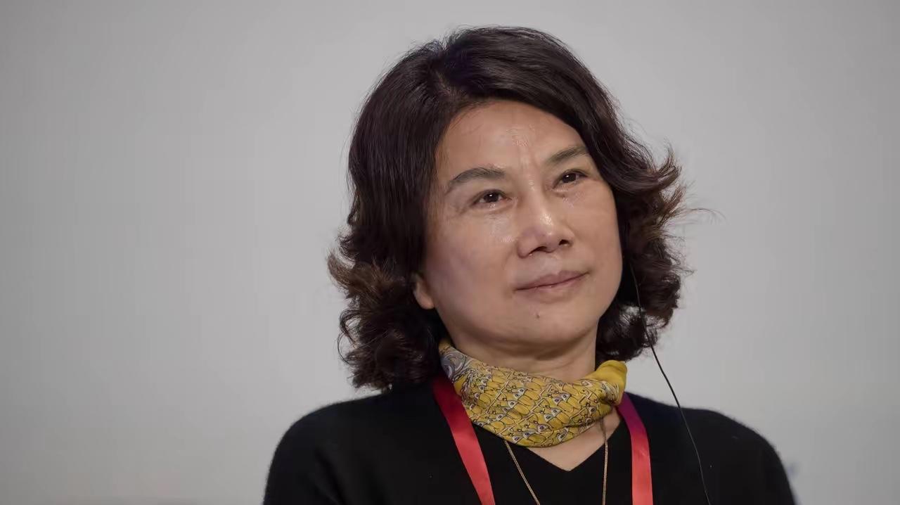 格力电器这个事终于看明白了，不分红都不行！一边是业绩下滑的寒意，一边是高分红的热