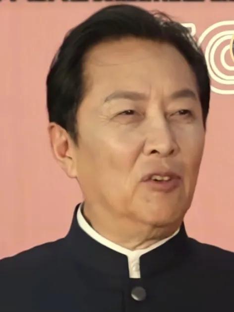 鲜少拍戏的唐国强，2025年在忙些什么呢？11月1日南京2025中国电影表演