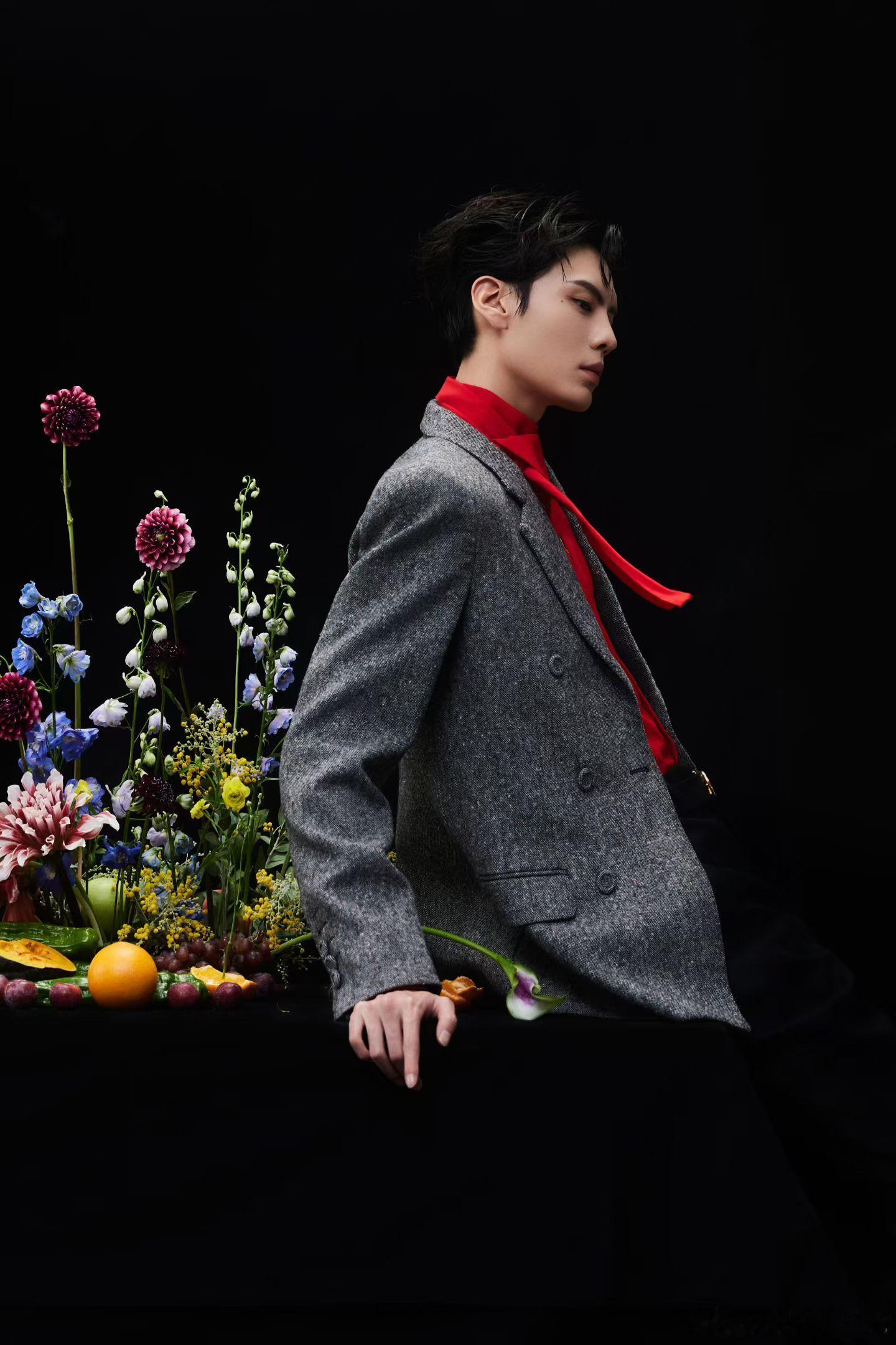 VOGUE时尚之力盛会万物生花恣意格调毕雯珺​​​