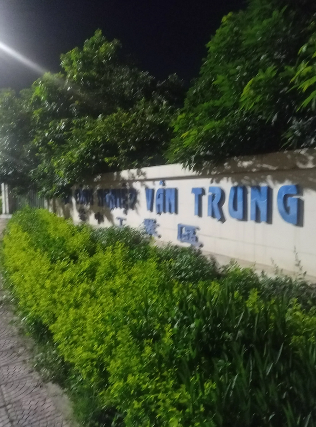 越南普通工人工资已经全面超越很多国家了，当地用工荒，已经放开计划生育了！别人的发