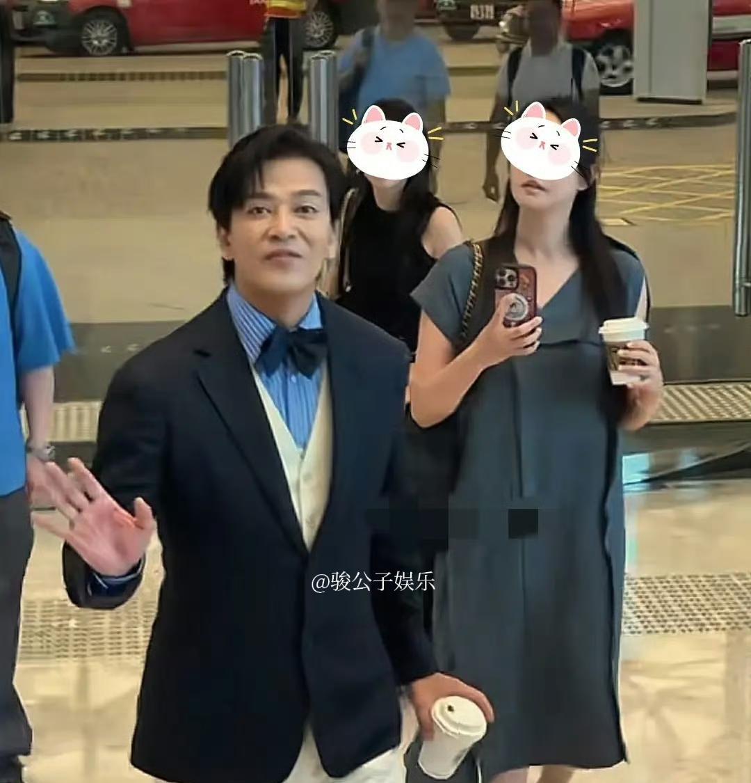 陈晓东近日在香港被偶遇，现年50岁的他相貌变化明显，已显中年大叔气质。不过虽然外