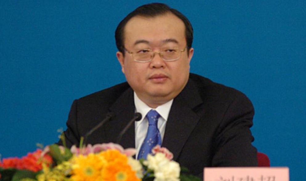 中美是战是和？中国高层明确表态，美媒：中国已3个月没买美国油。美国这下彻底急了，