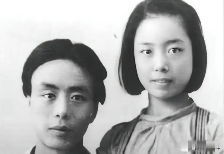 笔下写尽家国山河，却难渡本心：1955年艾青那段饱受争议的往事阅读此文前，