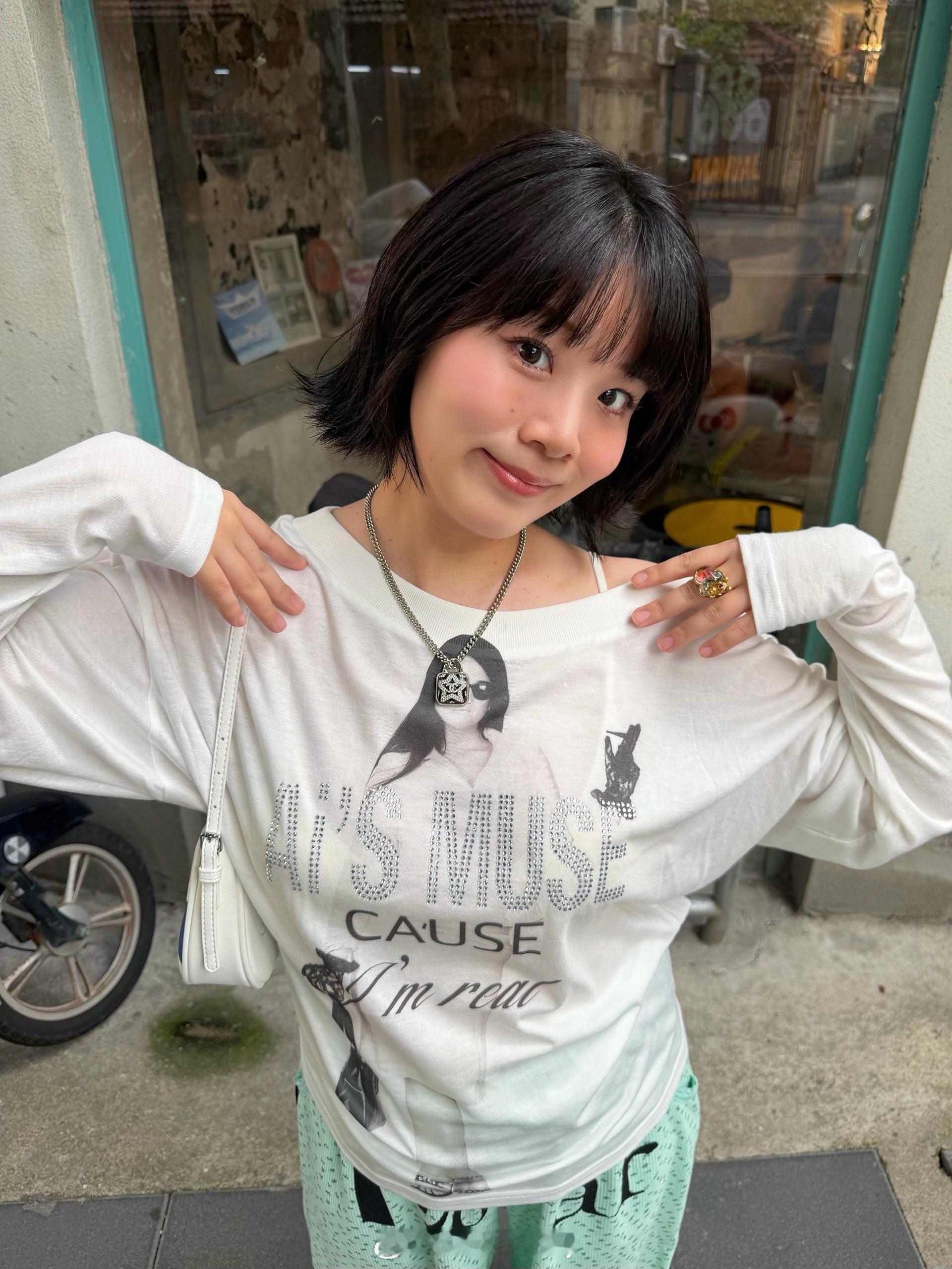 整个7月都在坐月子在家里呆了一个月人都要长毛啦～其实生完半个月就感觉自己恢复得差