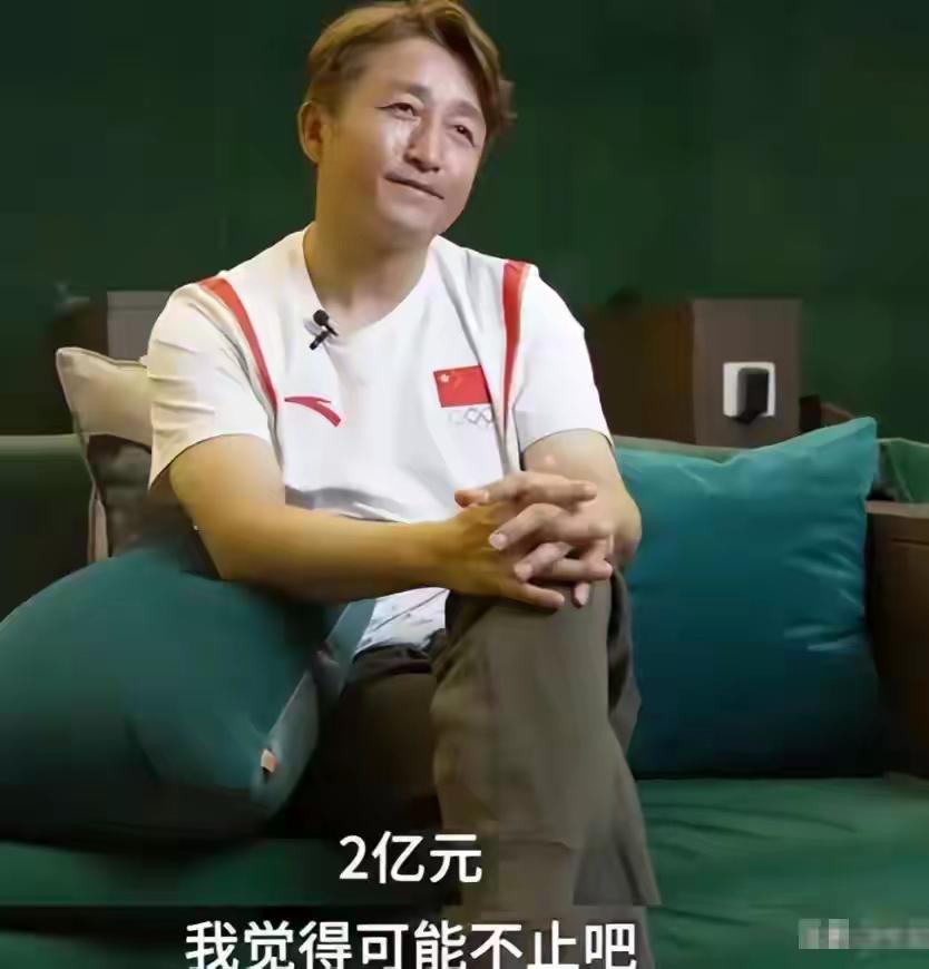 拳王邹市明创业7年亏2亿奥运冠军邹市明退役后创业，投巨资建健身中心却因经营不善亏