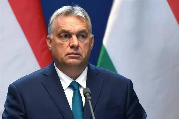 欧尔班深陷“通俄门”！大选在即，欧尔班和普京秘密通话曝光，西方媒体彻底炸了！欧尔