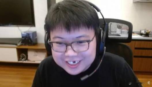 查理斯解答世间万物，现在的女人年纪很难看出来！抗衰项目太多了！查理斯：现在Dot