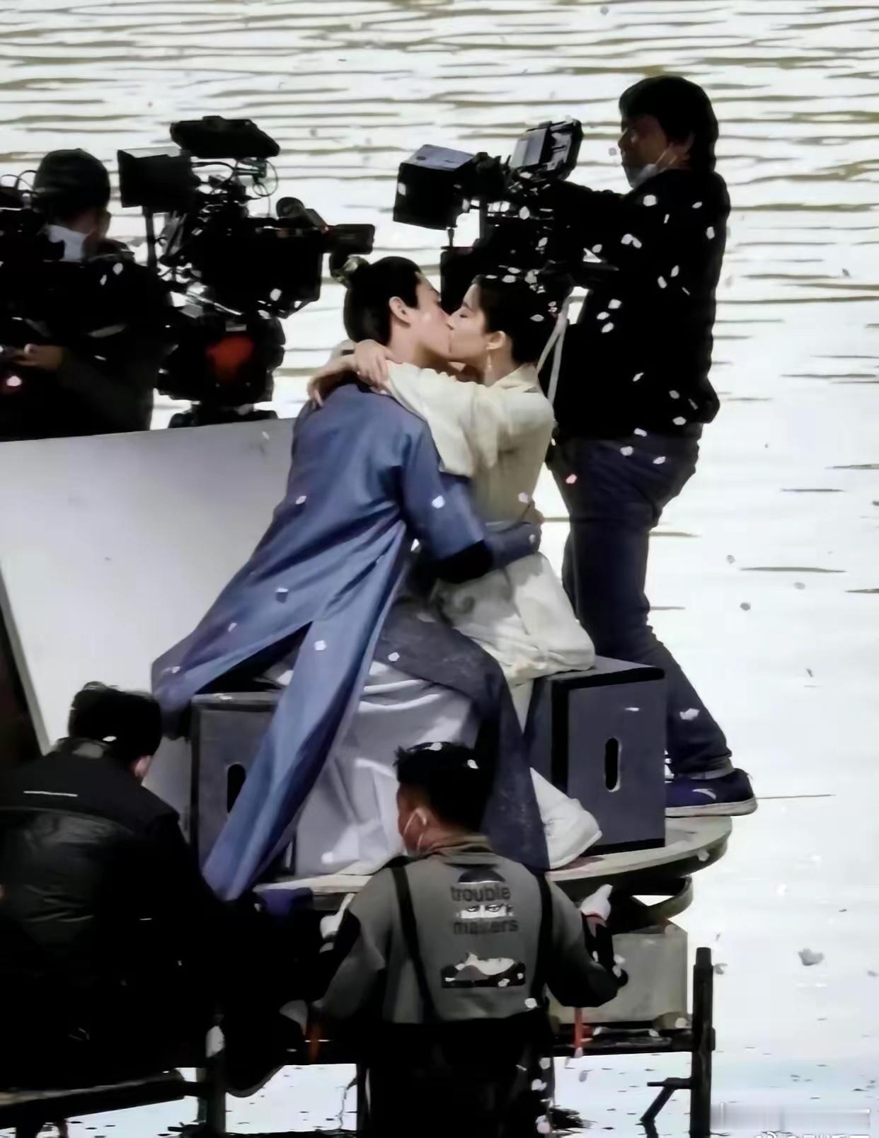 演员这碗饭不是随便什么人都能吃的