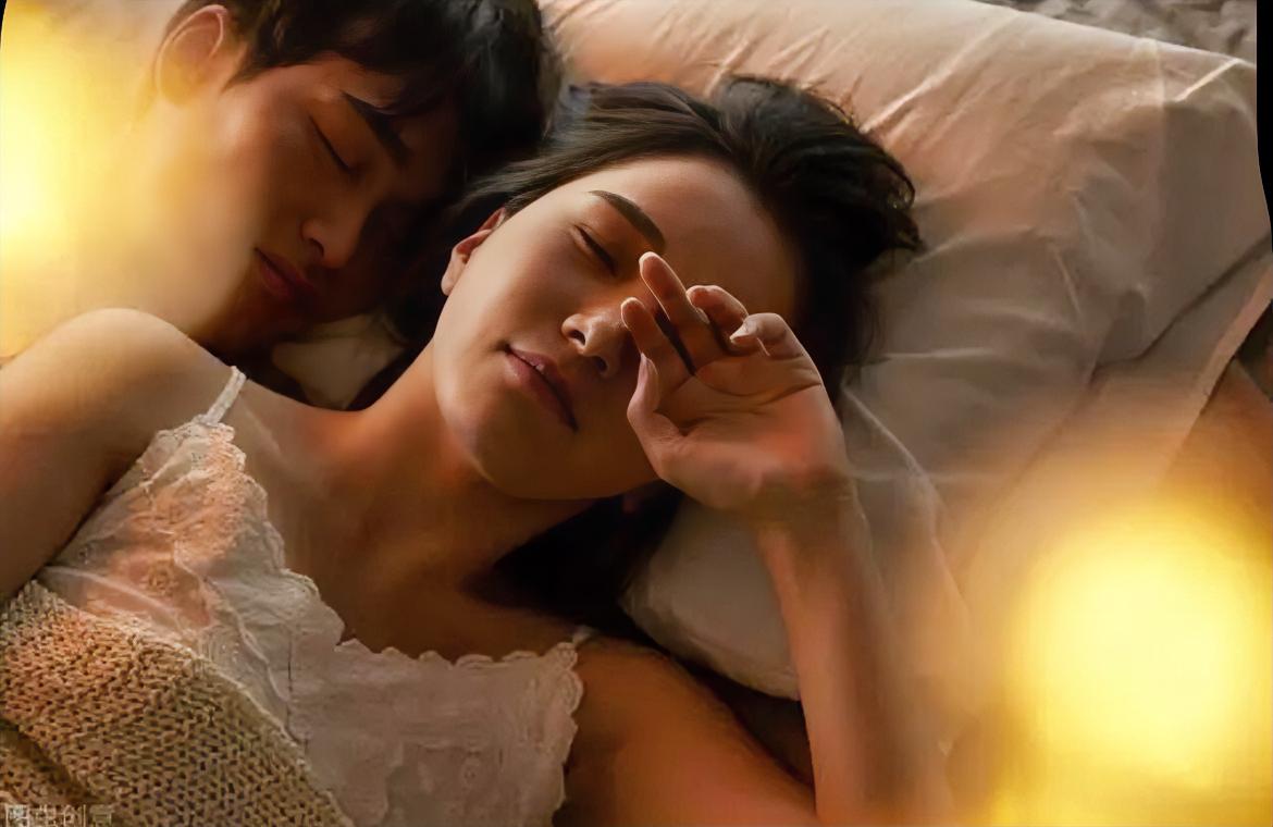 女人开始逃避夫妻生活，多半是在为外人守身我们有一位男客户的老婆就是这样，最近