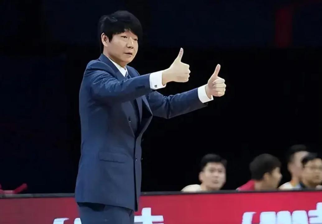山东男篮这名单一出，CBA其他队还怎么玩？不是我吹，是这份21人大名单摆出来，你