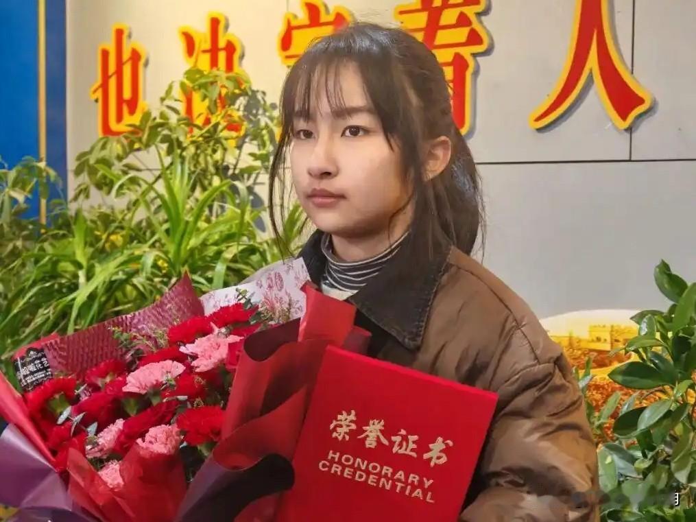 实在是太气愤了！看到网上居然有人质疑那个13岁小姑娘的救人事迹，我是真的气愤了