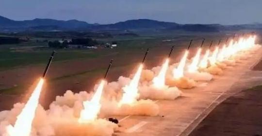 假如美国先对中国发射200枚核弹，中国有反击的能力吗？不夸张的说，没等他们打完2