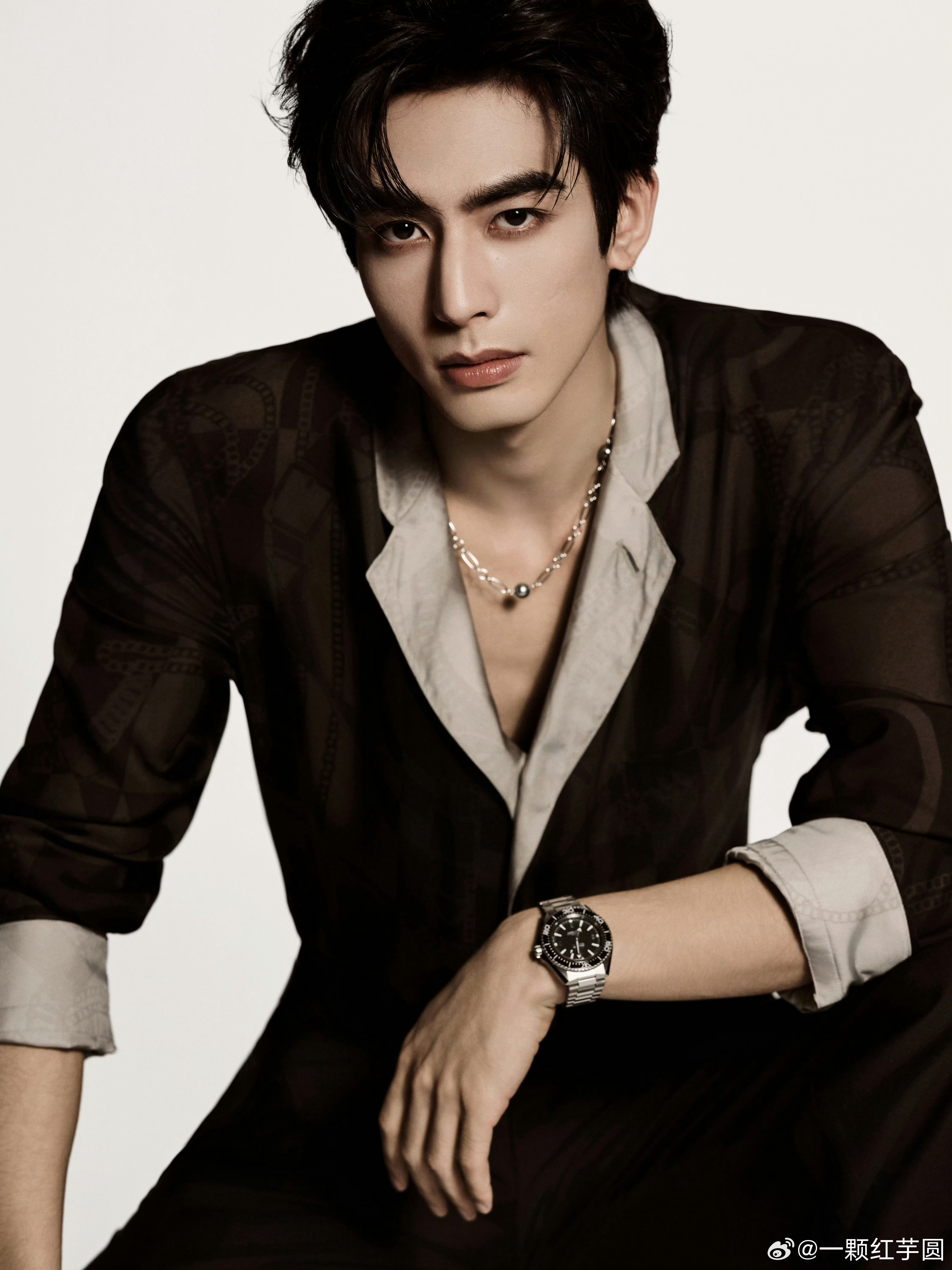 卧槽！宋威龙新商务又来了！这次是性价比超高的国货老品牌！！骄阳似我大爆🔥，红