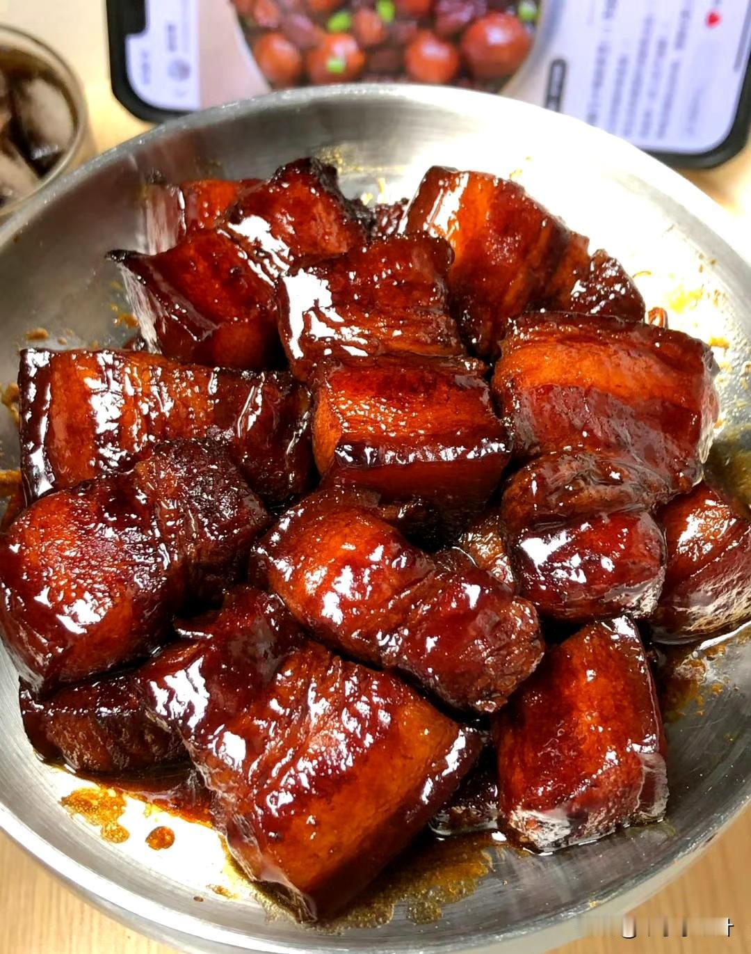 谁能不爱红烧肉呢网上很多教程但是看着配料很多不愿跟着学我做菜不喜欢放乱七