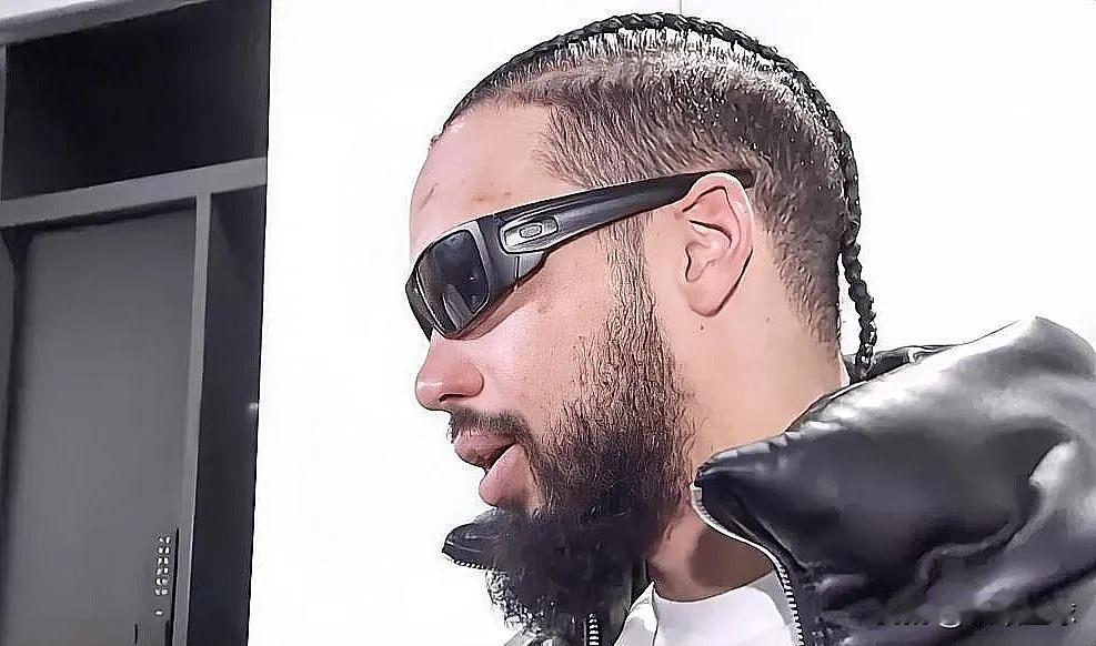 太阳恶汉狄龙icon终于承认错误了！在太阳主场99-98战胜勇士的第四节比赛