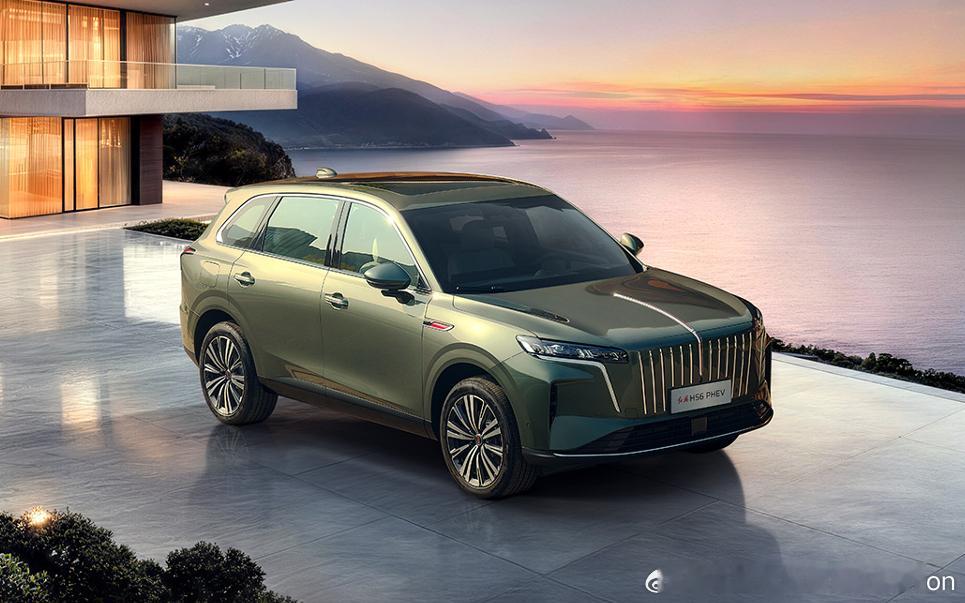 【红旗HS6PHEV上市，搭载1.5T插混系统，指导价17.88万至22.88