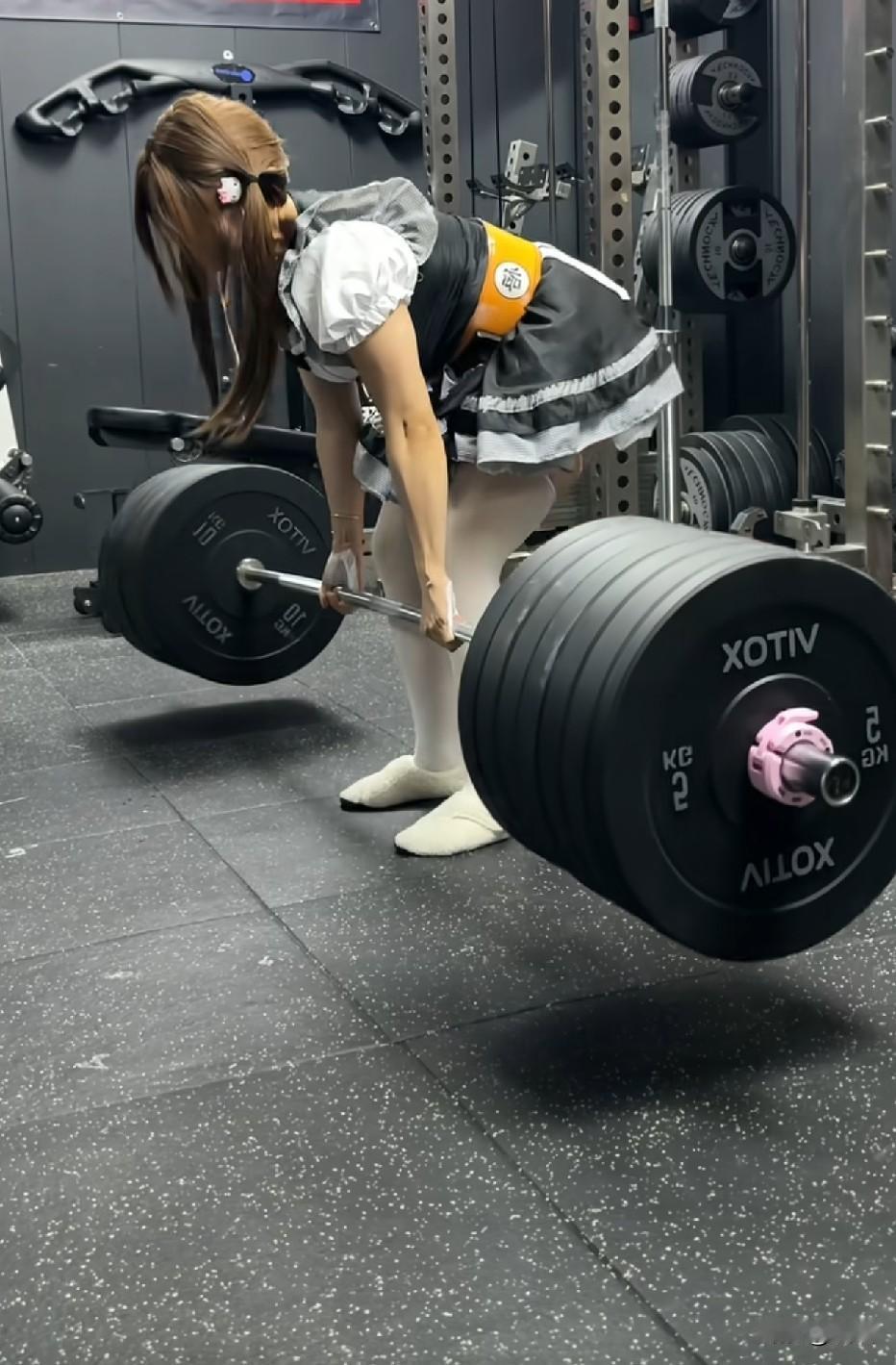你知道吗？你一拳可以给我送走。
