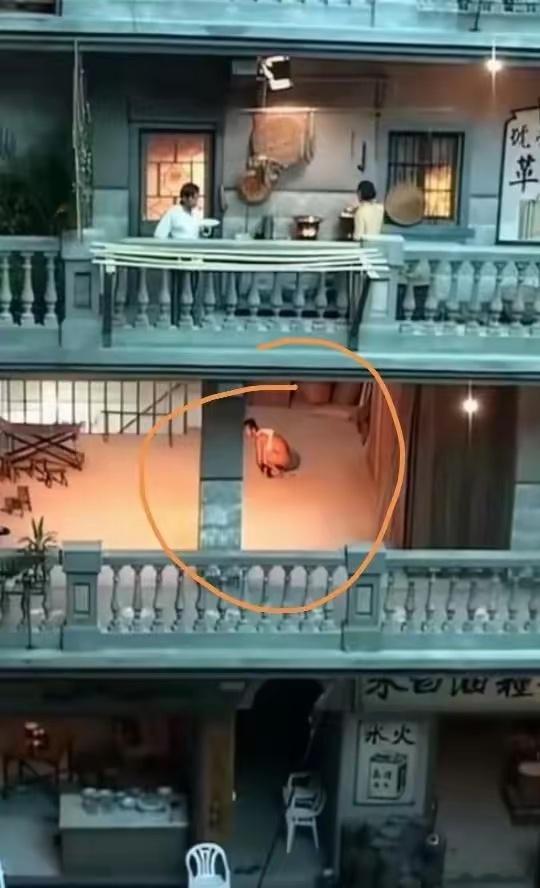 电影《功夫》里面有这个画面[并不简单]？​​​