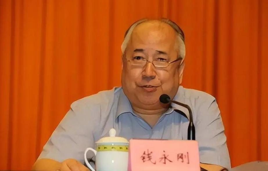 9月11日，钱学森之子钱永刚怒批教育：“中国教育最缺的不是分数，而是无休止的一味