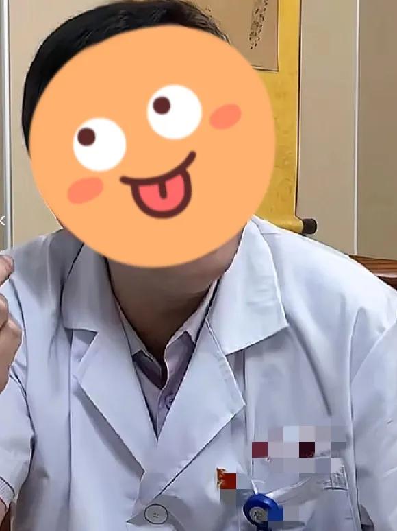 今早去体检开单子,碰见个要钱不要命的小伙子。查出血糖飙到31个点,医生急得直劝他
