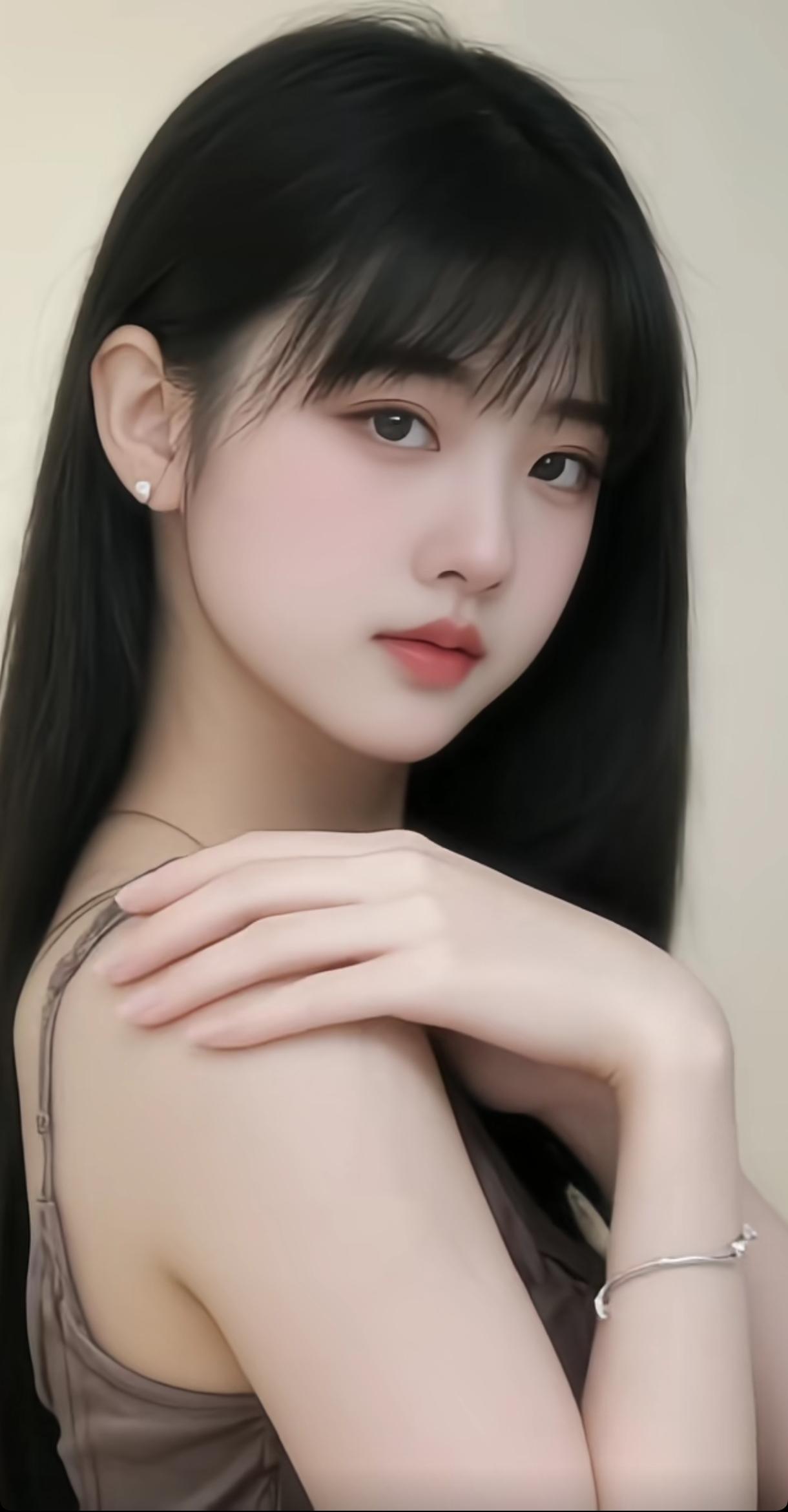 温柔少女，黑发如瀑，甜美可人，清新自然。少女风写真照秋日少女照气质美少女写真