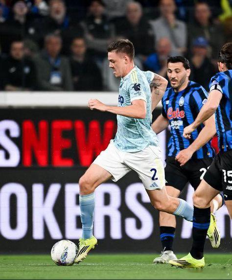 都灵体育报：斯帕莱蒂为霍尔姆着迷，他喜欢上了瑞典人强健的肉体。在对阵博洛尼亚的上