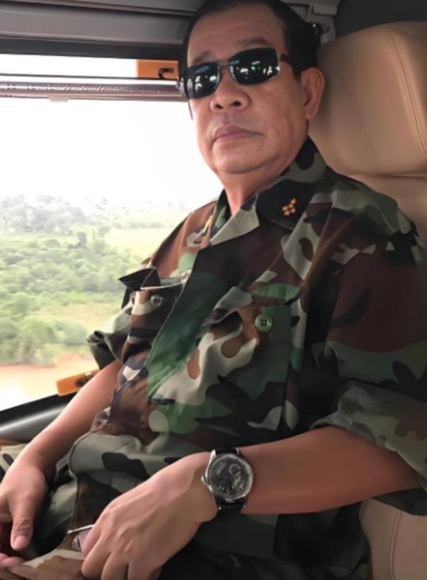 泰国敢于对柬埔寨发动大规模攻击，核心就是柬埔寨亲手把自己的靠山作没了，还天真以为