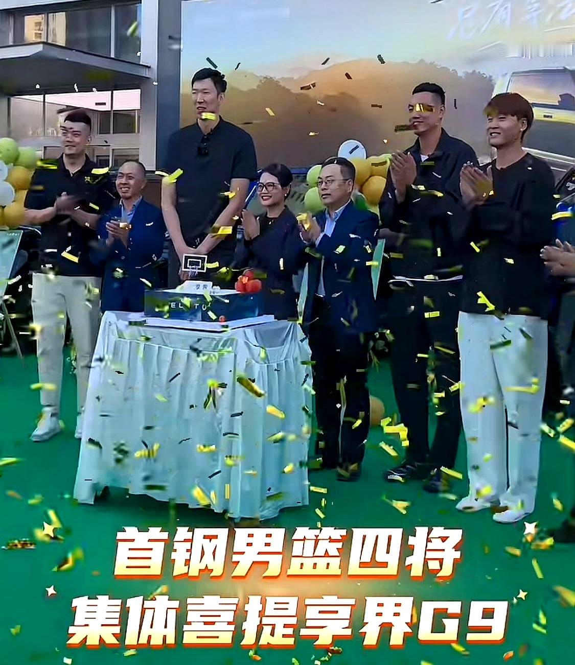 北京首钢这回动作可真大，周琦、赵睿、翟晓川还有张才仁几个人，新赛季还没开打呢，就齐刷刷提了新车手里捏